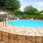 Apartamento Beautiful In With Wifi Imperia