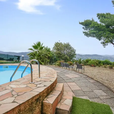 In With Swimming Pool * Imperia