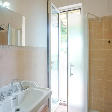 In With Swimming Pool Imperia