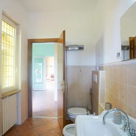In With Swimming Pool Apartment *